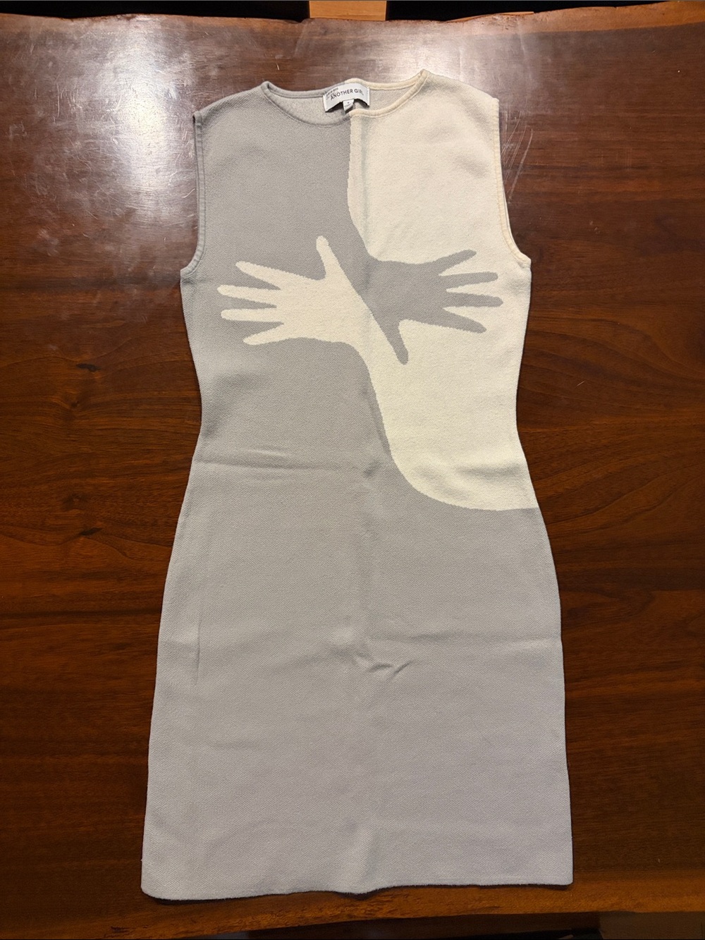 Sleeveless Two-Tone Handprint Knit Mini Dress - Light Gray & Cream